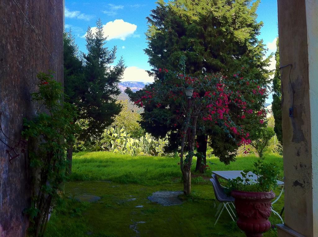 Villa Bonaccorso - Antica E Maestosa Villa Con Piscina Ai Piedi Dell'Etna Viagrande Luaran gambar