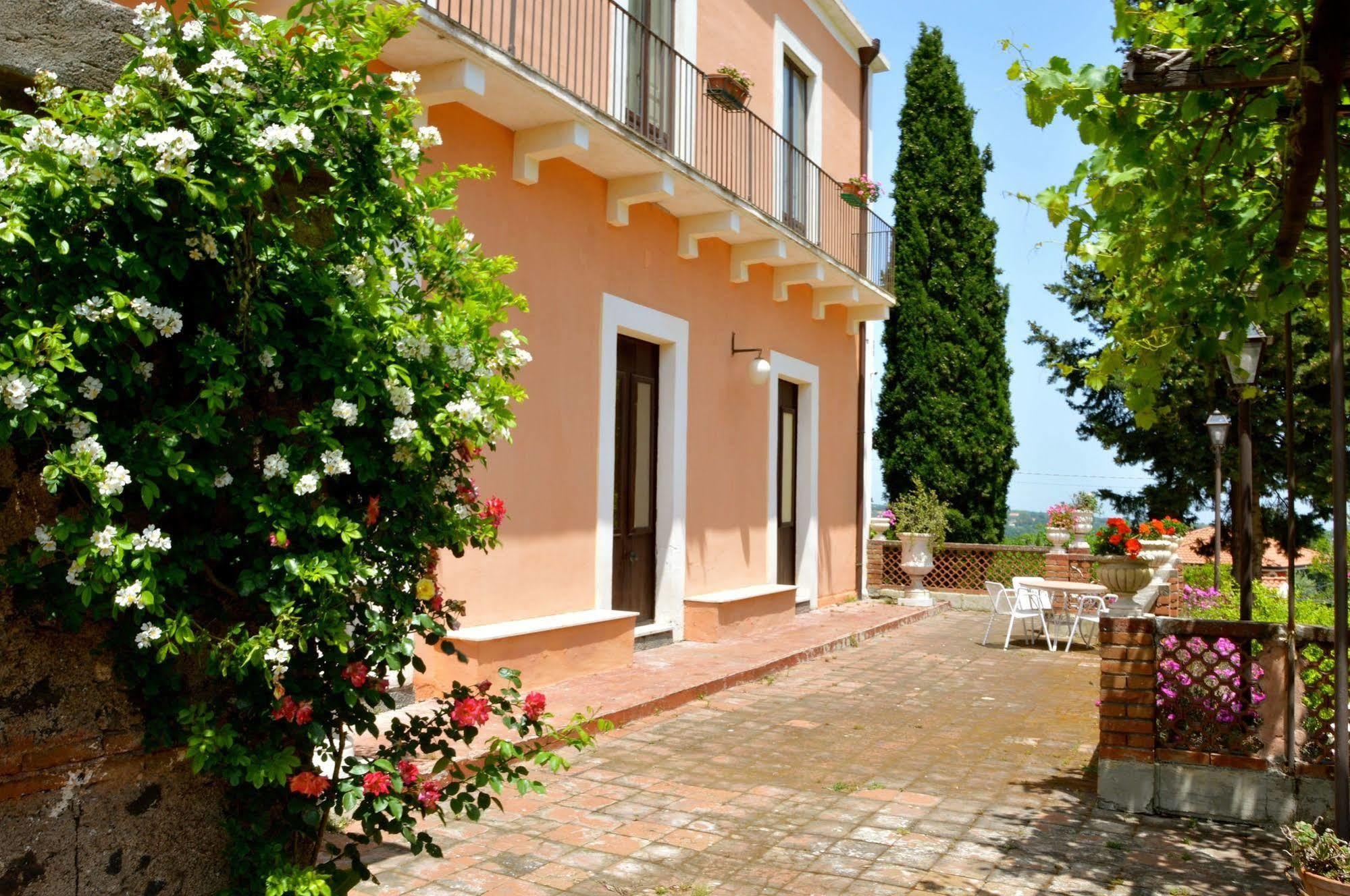 Villa Bonaccorso - Antica E Maestosa Villa Con Piscina Ai Piedi Dell'Etna Viagrande Luaran gambar